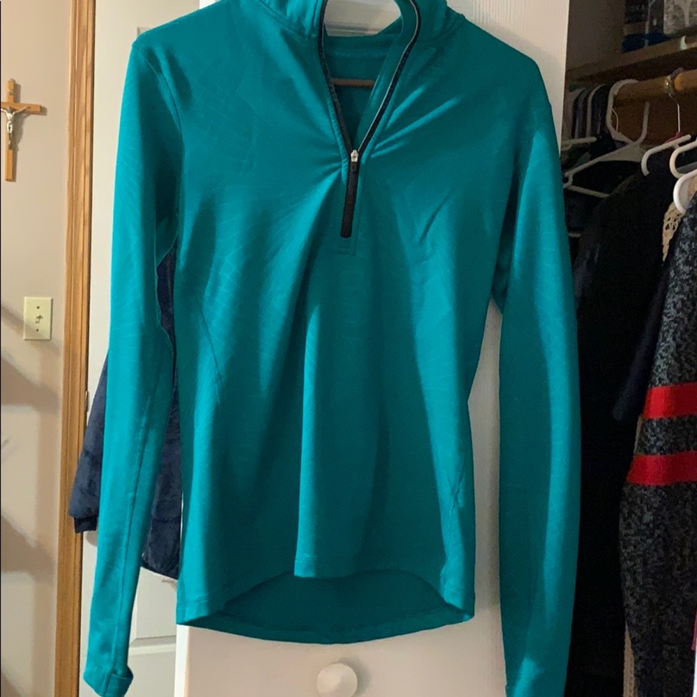 Nike pullover